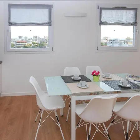 Appartement Stylish Torre Bianca 2 Bedroom Sleeps 5 Lignano Sabbiadoro